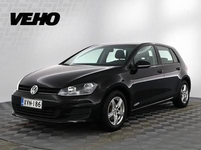 Musta Käytetty 2014 VW Golf VII Comfortline Viistoperä | 5 900 € (Hyvä tarjous)