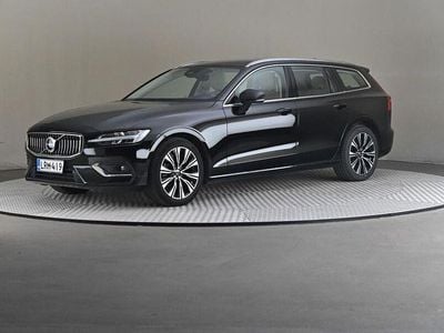 Käytetty Volvo V60 Business Edition 197 HP (144 kW) 2022 Farmari