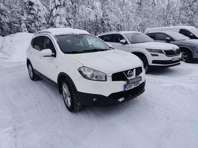 Käytetty Nissan Qashqai +2 Acenta 2011 Katumaasturi