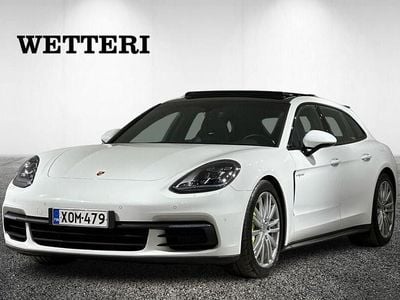 Porsche Panamera 4
