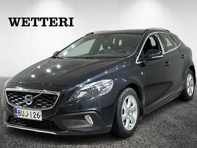 Käytetty Volvo V40 Business Edition 114 HP (83 kW) 2015 Musta Viistoperä