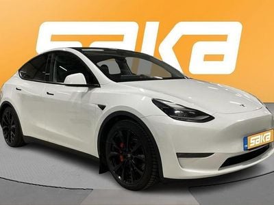 Käytetty 2023 Tesla Model Y Performance Katumaasturi | 34 900 € (Perustarjous)