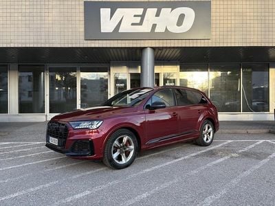 Punainen Käytetty 2021 Audi Q7 Business Katumaasturi | 59 800 €