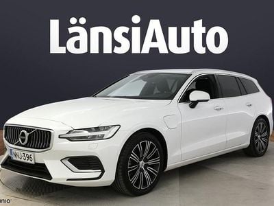 Käytetty 2021 Volvo V60 Business Edition Farmari | 24 370 € (Supertarjous)