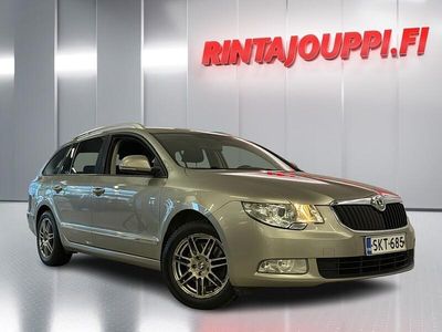 Käytetty Skoda Superb Comfort 125 HP (91 kW) 2012 Farmari