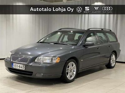 käytetty Volvo V70 STW 2.5T AUTOMATIC | Leimaa 10/24 asti | Vetokoukku | Nahkaverhoilu | Vakionopeudensäädin *** KORKO