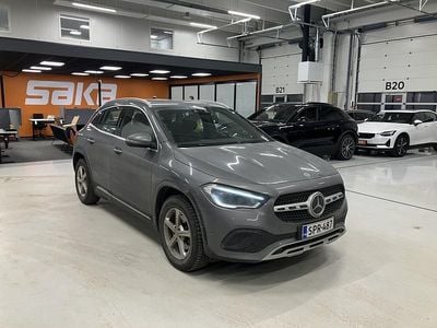 Käytetty 2021 Mercedes GLA200 Business Katumaasturi | 29 900 € (Hieman kallis)