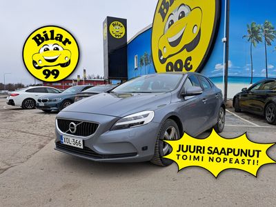 käytetty Volvo V40 D2 Momentum E * Vakkari / LED / High.Perf Audio / Lohko & Sisäp / Jakopää juuri tehty / Suomiauto! * - *OSTA NYT, MAKSA HEINÄKUUSSA!* -