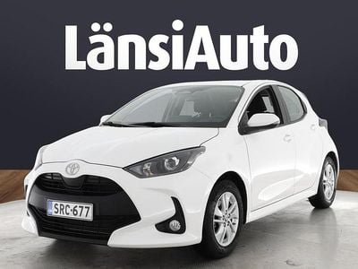 Valkoinen Käytetty 2024 Toyota Yaris Hybrid Viistoperä | 20 880 € (Supertarjous)