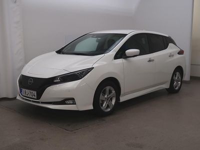 Käytetty Nissan Leaf N-Connecta 110 kW (150 HP) 2023 Valkoinen Viistoperä