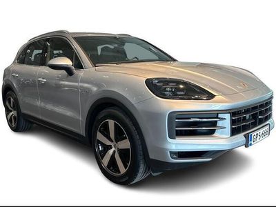 Harmaa Käytetty 2024 Porsche Cayenne Sport Katumaasturi | 119 800 €