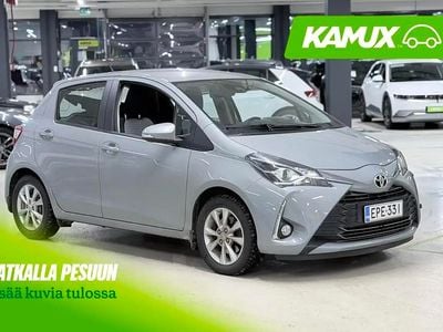 Käytetty Toyota Yaris Active 111 HP (81 kW) 2018 Hopea / harmaa Sedan
