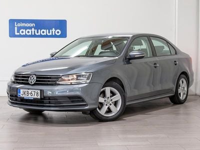 Harmaa Käytetty 2016 VW Jetta Comfortline Sedan | 13 990 € (Hieman kallis)