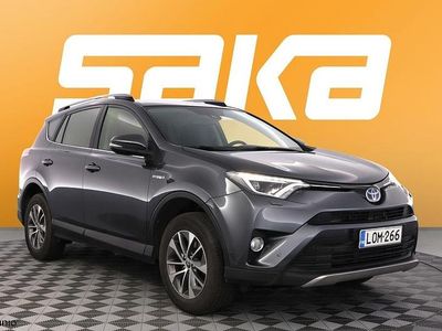 Käytetty 2018 Toyota RAV4 Hybrid Edition Katumaasturi | 19 800 € (Hieman kallis)
