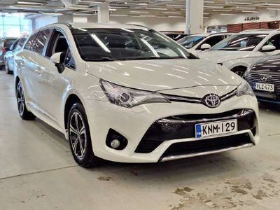 käytetty Toyota Avensis 1,8 Valvematic Active Touring Sports Multidrive S - 3kk lyhennysvapaa - Ilmainen kotiintoimitus! - J. autoturva