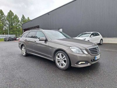 Mercedes E220