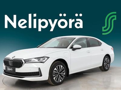 Uusi Skoda Superb Drive 2025