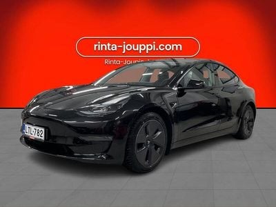 Käytetty 2022 Tesla Model 3 Sedan | 33 790 € (Perustarjous)