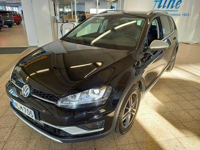 Käytetty VW Golf Alltrack 184 HP (135 kW) 2015 Musta Farmari