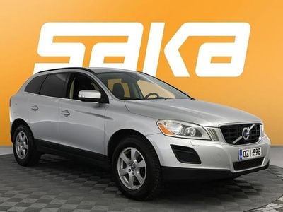 Käytetty Volvo XC60 Momentum 163 HP (119 kW) 2011 Katumaasturi