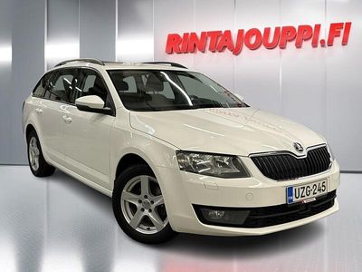 Käytetty Skoda Octavia Ambition 110 HP (80 kW) 2016 Valkoinen Viistoperä