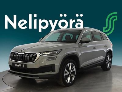 Käytetty 2023 Skoda Kodiaq Style Katumaasturi | 48 990 € (Kallis)