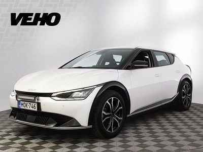 Valkoinen Käytetty 2022 Kia EV6 Katumaasturi | 28 800 € (Supertarjous)