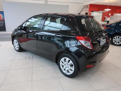 käytetty Toyota Yaris Hybrid 1,33 Dual VVT-i Linea Sol 5ov