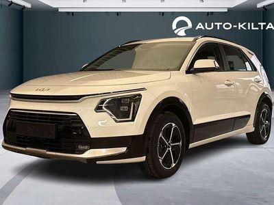 Valkoinen Uusi 2025 Kia Niro EX Katumaasturi | 35 350 € (Kallis)
