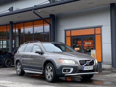 käytetty Volvo XC70 D5 AWD Summum aut ** Suomi-auto / Webasto / Adapt. Cruise / BLIS / Kaistavahti / Muistipenkki / PremiumSound / Koukku **