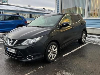 Musta Käytetty 2014 Nissan Qashqai Acenta Katumaasturi | 6 800 € (Kallis)