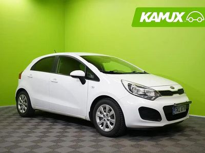 Valkoinen Käytetty 2012 Kia Rio LX Sedan | 3 890 €