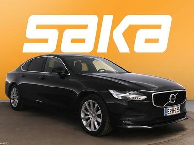 Käytetty Volvo S90 Momentum 150 HP (110 kW) 2018 Sedan