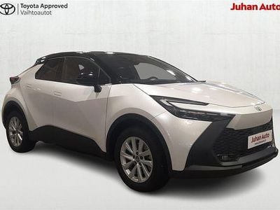 Käytetty Toyota C-HR Edition 220 HP (161 kW) 2025 Premium. valkoinen Katumaasturi