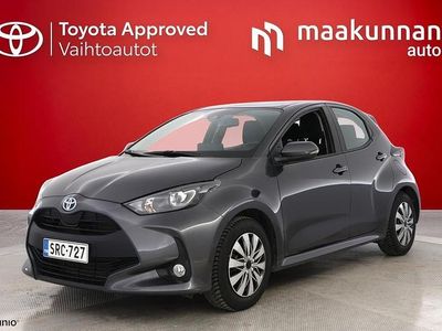 Harmaa Käytetty 2024 Toyota Yaris Hybrid Active Viistoperä | 21 350 € (Perustarjous)