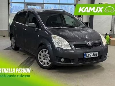 Käytetty 2008 Toyota Corolla Verso Sol Tila-auto | 1 990 € (Hyvä tarjous)