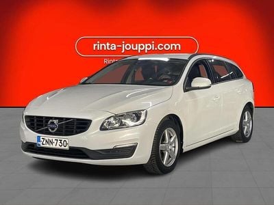 Käytetty 2015 Volvo V60 Momentum Farmari | 15 380 € (Hyvä tarjous)