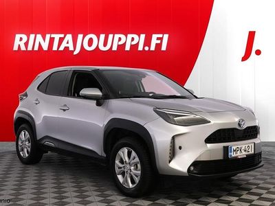 Hopea Käytetty 2023 Toyota Yaris Cross Active Katumaasturi | 26 900 € (Perustarjous)