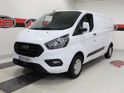 Valkoinen Käytetty 2019 Ford Transit Custom Limited Van | 20 700 € (Perustarjous)