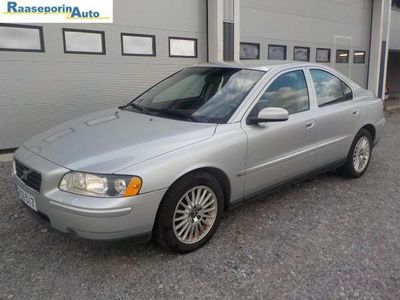 käytetty Volvo S60 D3 Momentum #Merkkihuollettu #Tutkat #Polttoainek. lisälämmitin #Xenon #JUURI TULLUT