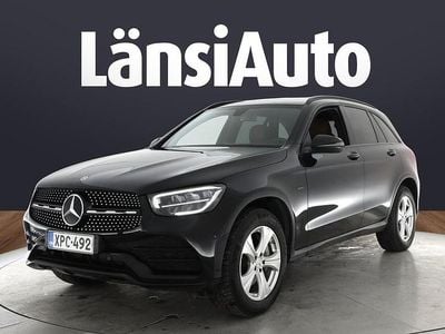 Käytetty Mercedes GLC300e Business 211 HP (155 kW) 2020 Musta Katumaasturi