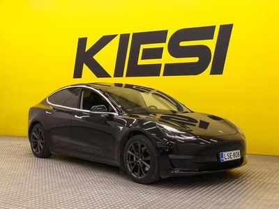 Käytetty Tesla Model 3 366 kW (498 HP) 2019 Sedan