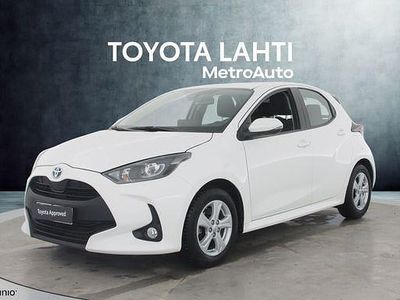 Käytetty Toyota Yaris Active 114 HP (83 kW) 2023 Valkoinen Viistoperä