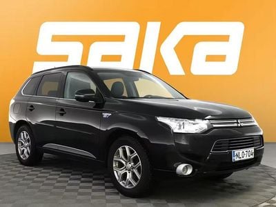 Käytetty Mitsubishi Outlander P-HEV Instyle 163 HP (119 kW) 2014 Farmari