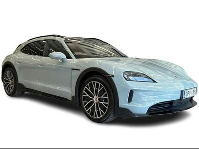 Vihreä Uusi 2025 Porsche Taycan Cross Turismo Sedan | 159 685 €