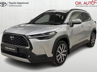Metallic silver (1l0 Käytetty 2024 Toyota Corolla Cross Edition Katumaasturi | 41 900 € (Hieman kallis)