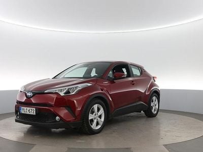 Käytetty Toyota C-HR Active 122 HP (89 kW) 2019 Katumaasturi