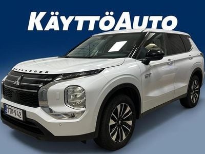 White diamond Käytetty 2025 Mitsubishi Outlander P-HEV Invite Katumaasturi | 53 800 €