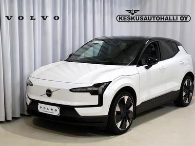 Valkoinen Käytetty 2025 Volvo EX30 Performance Katumaasturi | 42 900 € (Kallis)
