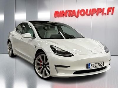 Valkoinen Käytetty 2020 Tesla Model 3 Performance Sedan | 29 880 € (Perustarjous)